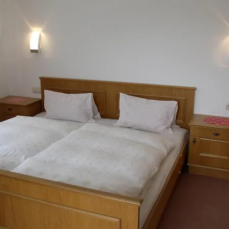 Haus Waldfriede 아파트 페르티사우